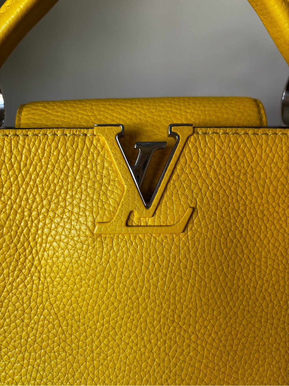 Louis Vuitton Bright Yellow Capucines Top Handle Satchel - Picture 2 of 16